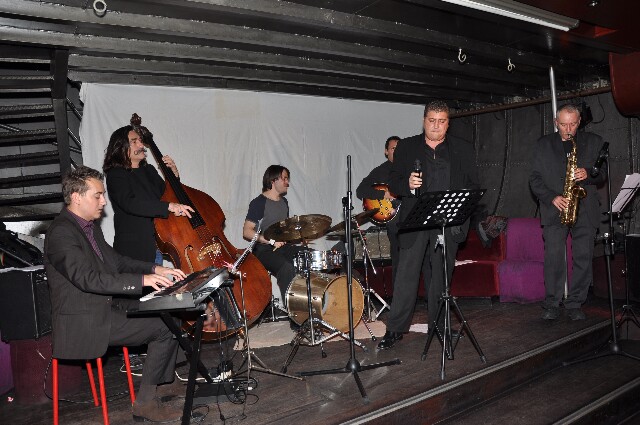 min 2008 11 18 nix nox 082